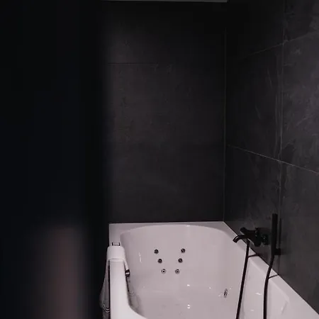 & Restaurant Maison Pal'ange מלון דורבורי